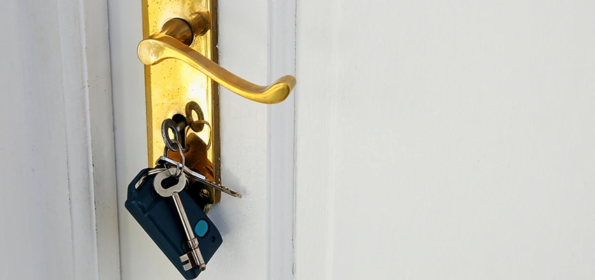 Broken Door Key Extraction in Arcadia, CA